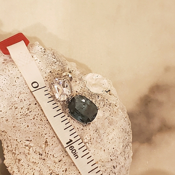 Peacock Blue Crystal Zircon Square Earrings – Glam Geometric Elegance - Picture 7 of 9